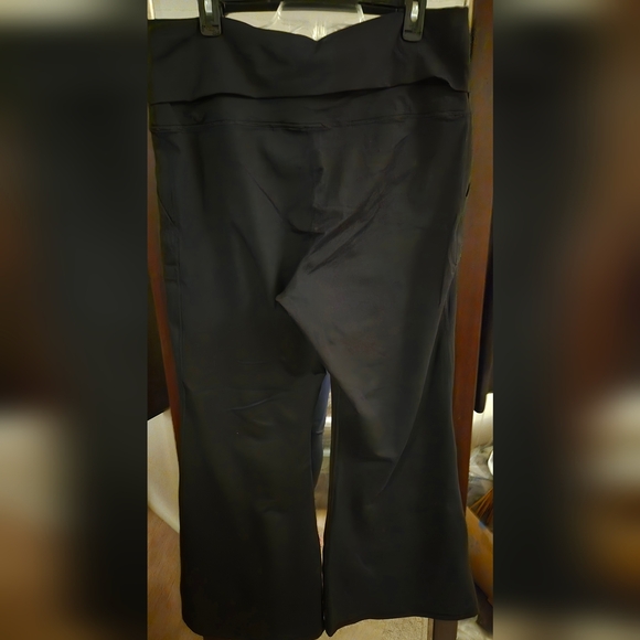 OFFLINE BY AERIE Womens  Black Super Flared Casual Pants. XXL. - Picture 3 of 7